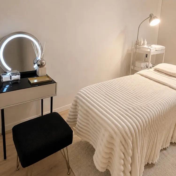 beauty salon MILAの内観・外観1