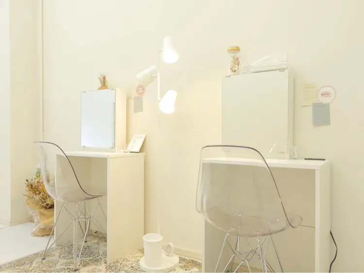 .i salon(ドットアイサロン)の内観・外観1