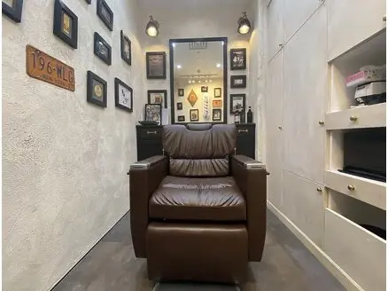 ヒロ銀座 BARBER SHOP 大阪本店の内観・外観2