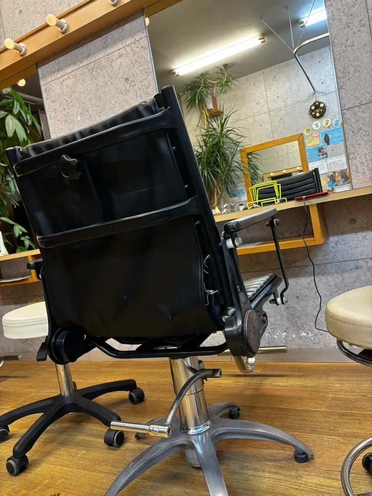 Le Salon CoCoLoの内観・外観2
