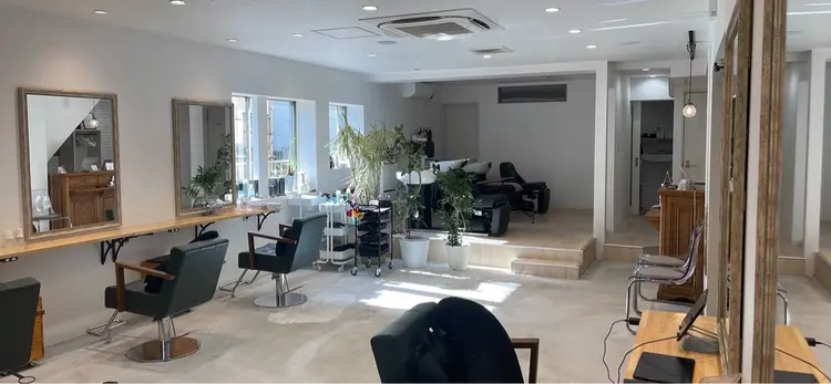AQUAの内観・外観1