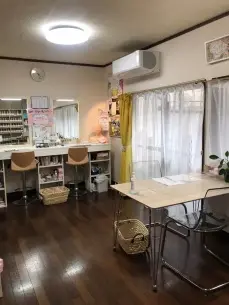 メナードフェイシャルサロン粕屋仲原店の内観・外観2