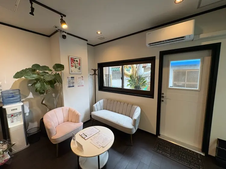 cocoRo Epilationsalonの内観・外観2