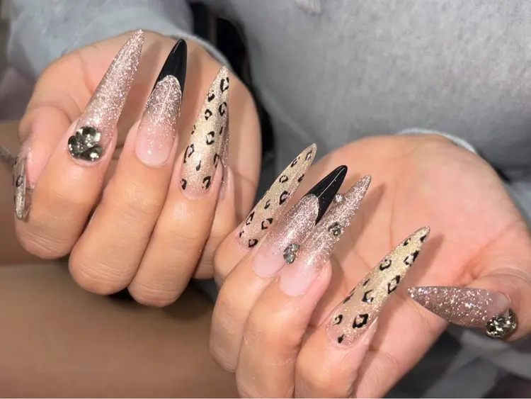 nail studio  SLAYの内観・外観2