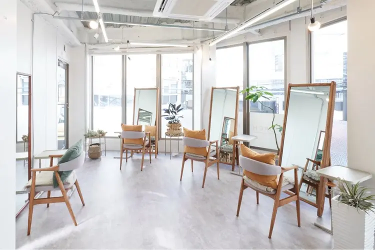 PORCHの内観・外観1