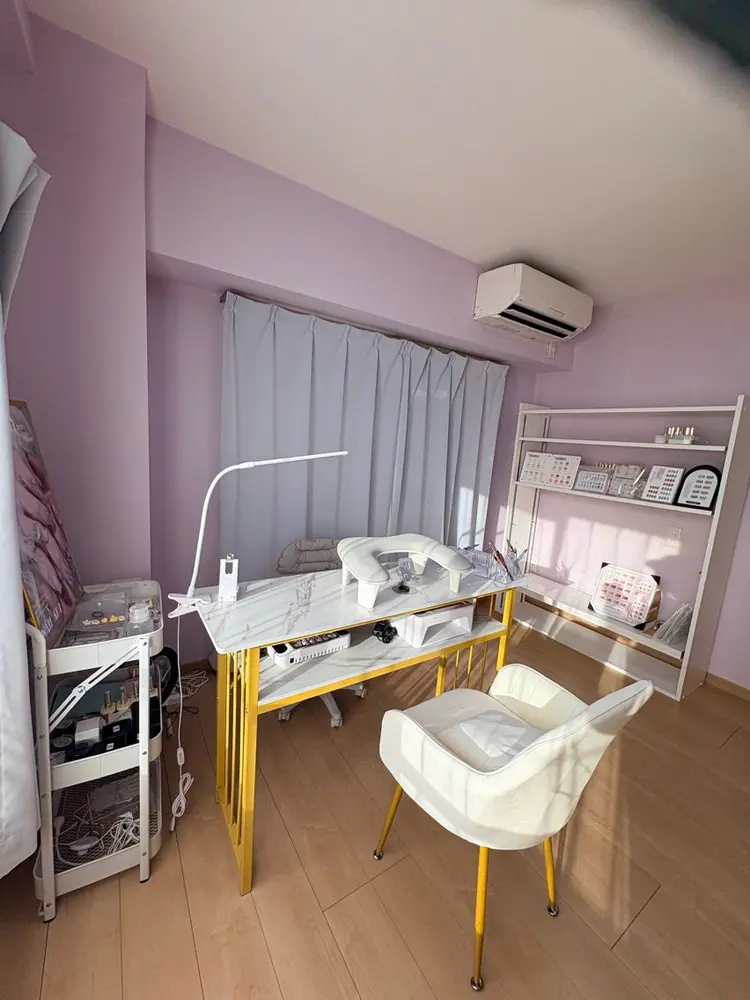 AMI  Nailsalonの内観・外観2