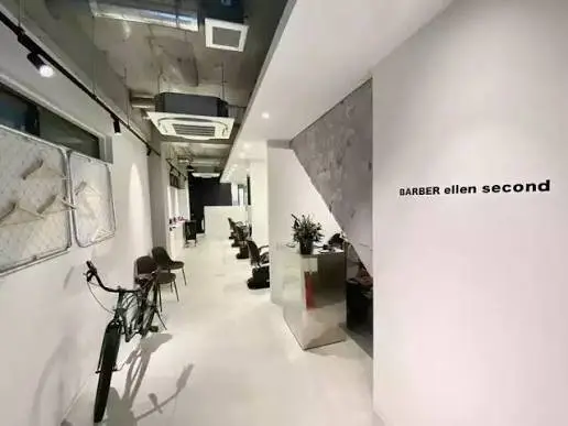 BARBER ellen second 幡ヶ谷店の内観・外観2