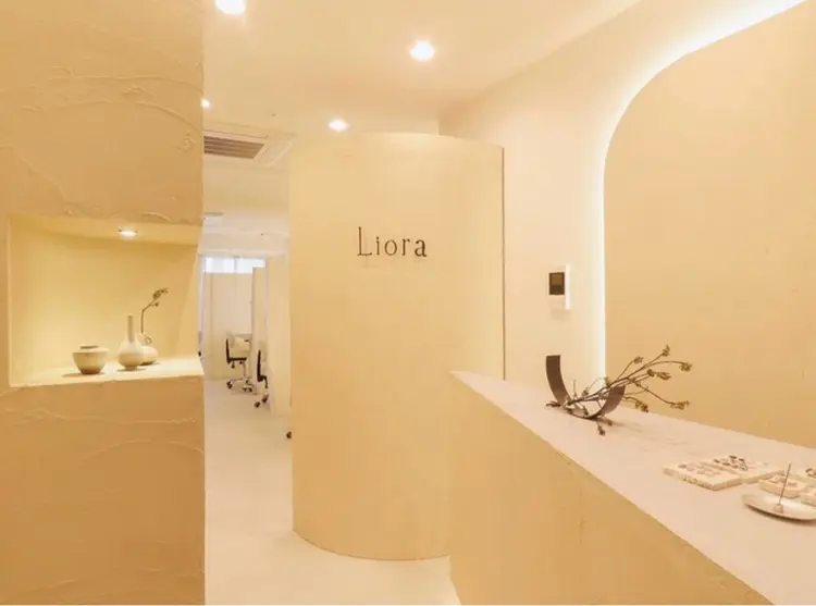 Liora nailの内観・外観1