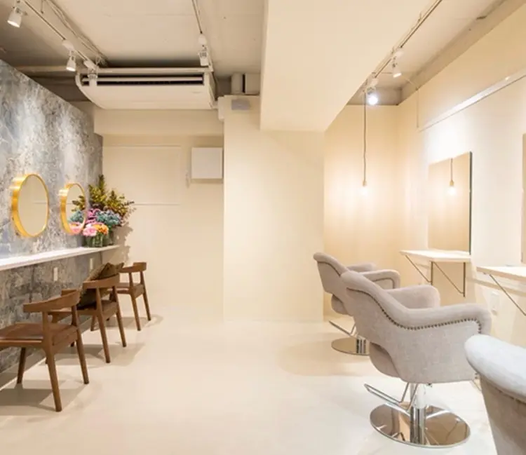 クレビアヘアーアンドエステ(CreBiA-hair&esthe-)の内観・外観1