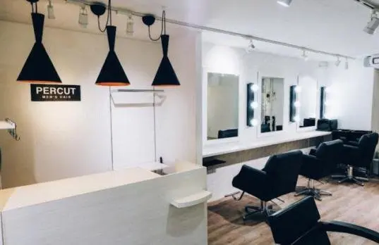 MEN'SHAIR PERCUT（パーカット） 渋谷店の内観・外観1