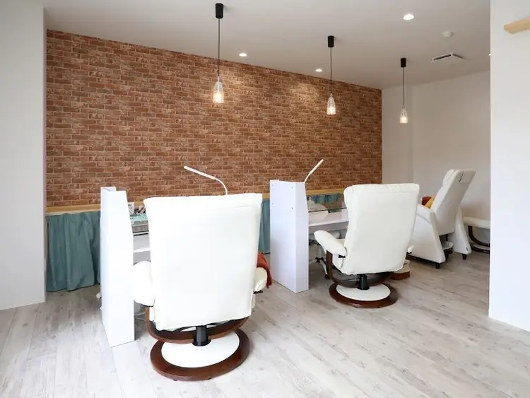 Nail&Eyelash Reaの内観・外観2