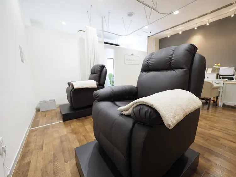 salon emuの内観・外観2