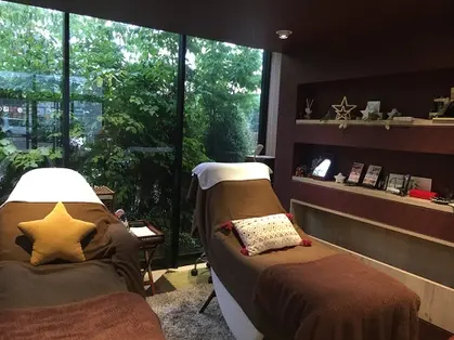 HAIR&MAKE EARTH会津若松店の内観・外観3