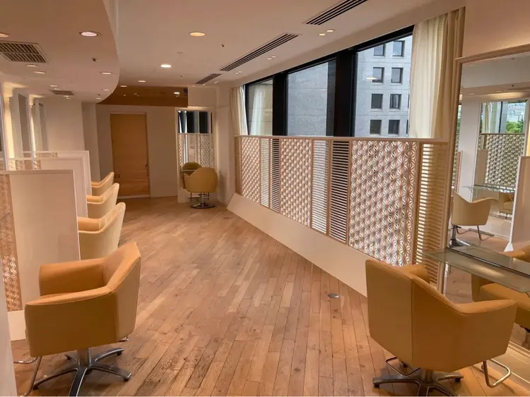 OASIS AVEDA ザ・ペニンシュラ東京の内観・外観2
