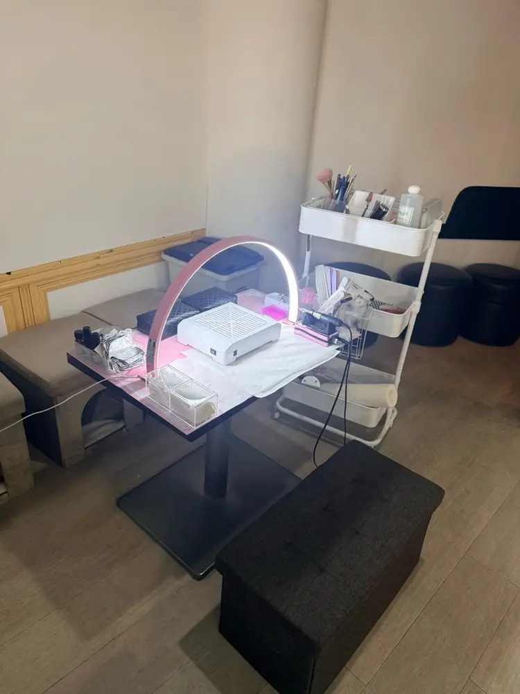 nail salon BONの内観・外観2