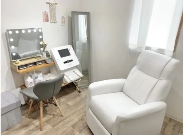 kururi eyelashsalonの内観・外観2