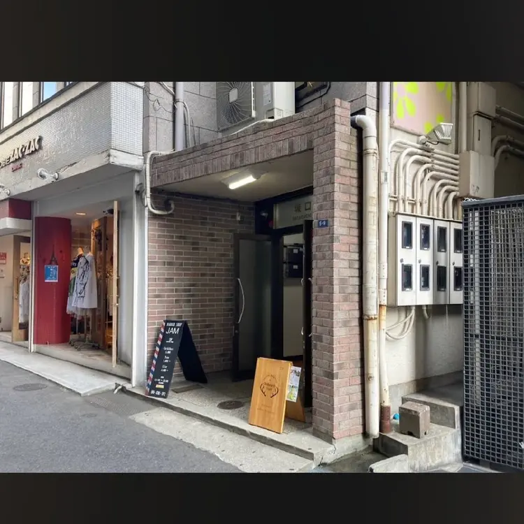 Inherit Signの内観・外観3