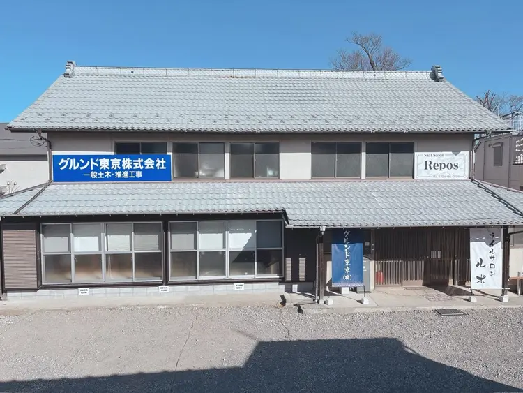 nail salon Reposの内観・外観1
