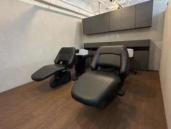ace share salon 梅田店の内観・外観2