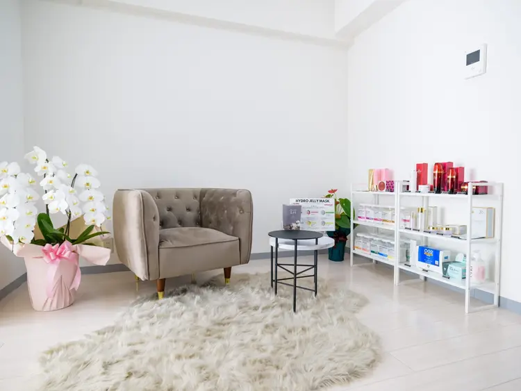 Salon da Mahinaの内観・外観2