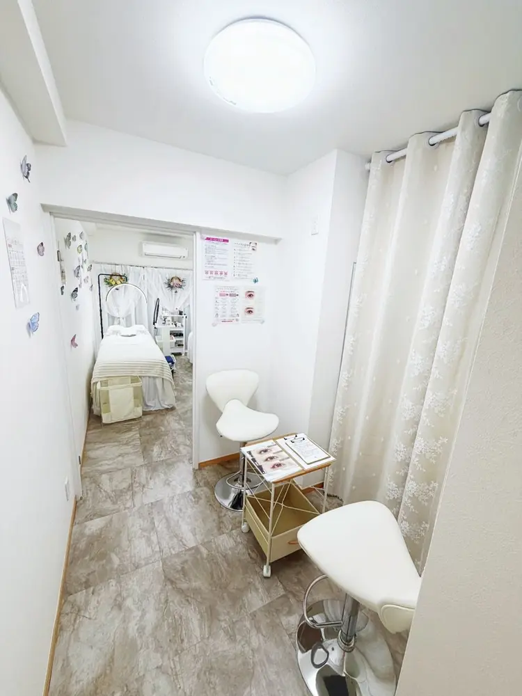 Serina eye lash salon (セリナ)の内観・外観2
