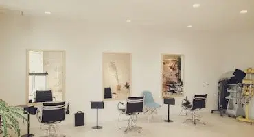 Lamp hair makeの内観・外観1