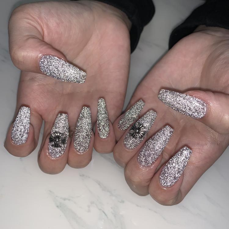 Infinity Nailの内観・外観2
