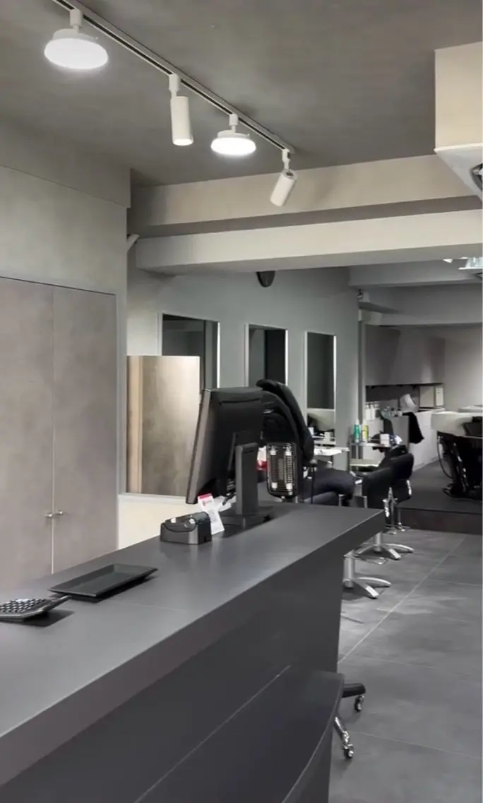 Hair resort Ai 高田馬場店の内観・外観1