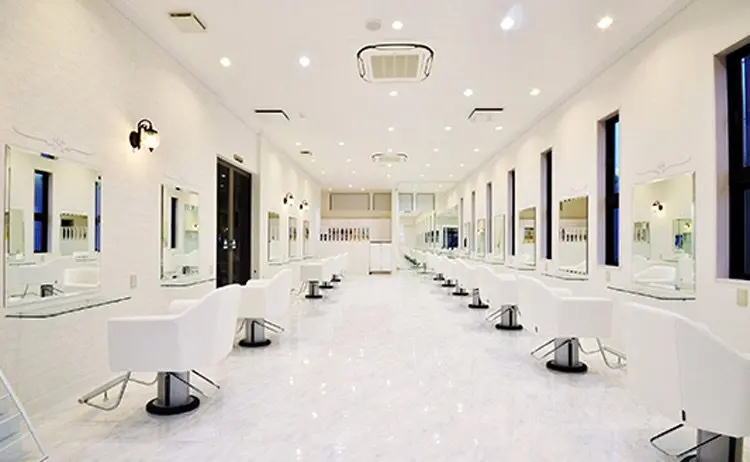 HANABUSA 田上店の内観・外観2