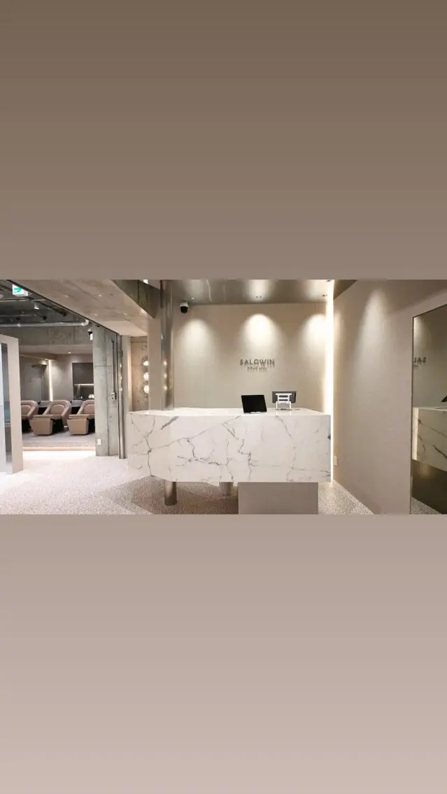 SALOWIN池袋East店4Fの内観・外観1