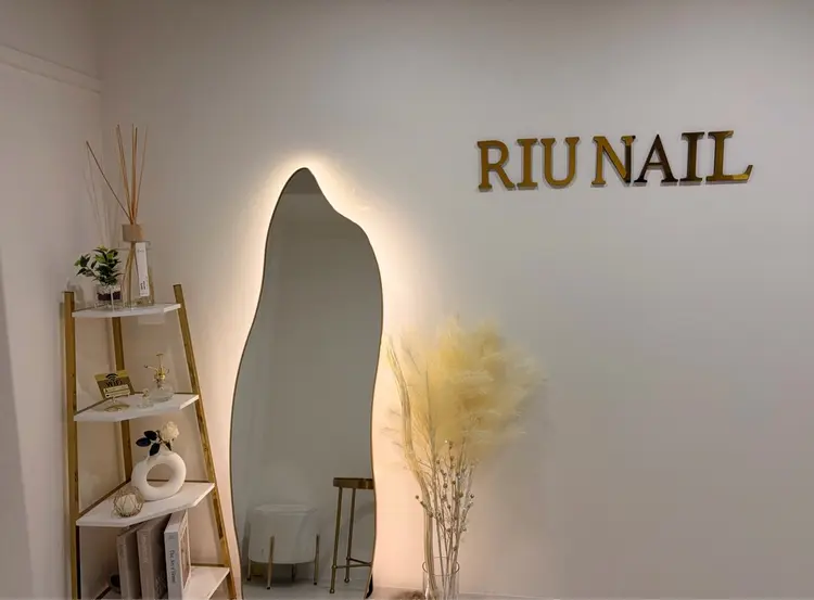 Nailsalon RIUの内観・外観2