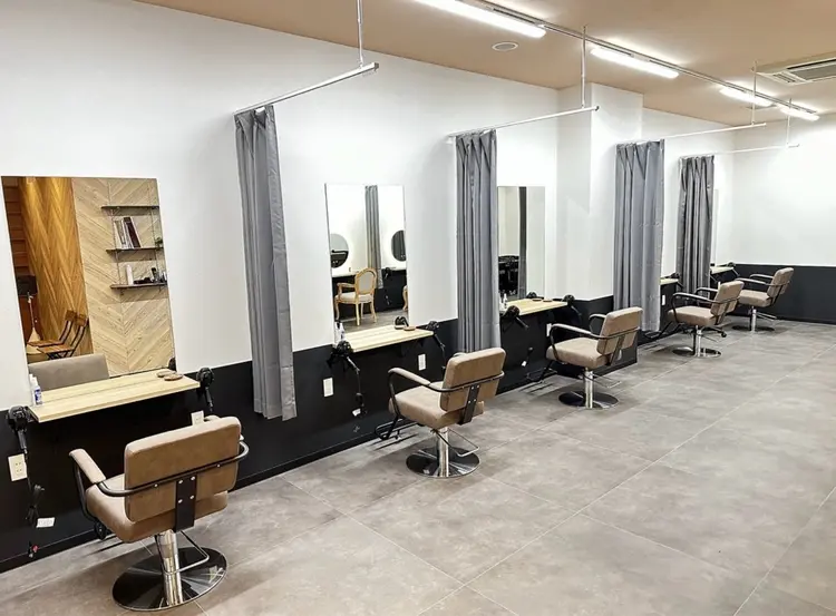 TELA HAIR ユーカリヶ丘店の内観・外観1