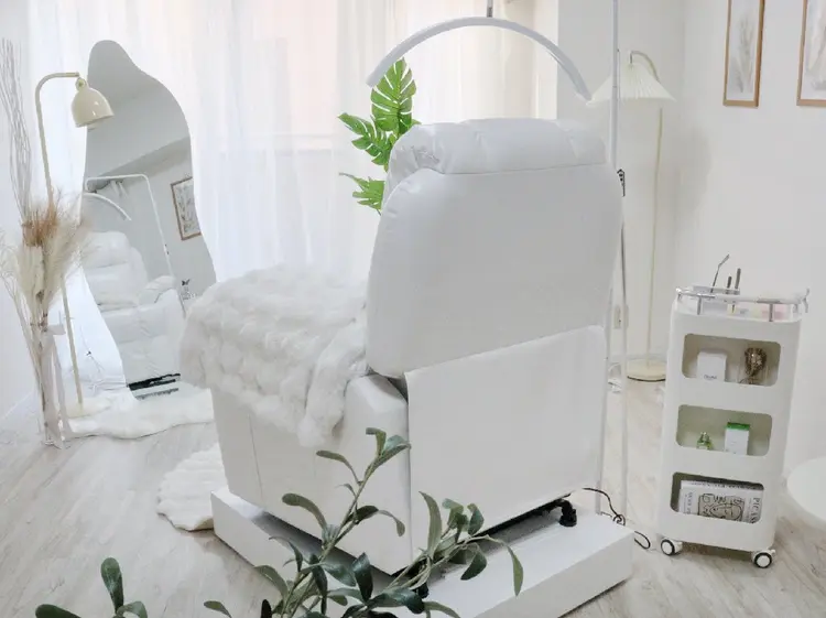 molnの内観・外観1