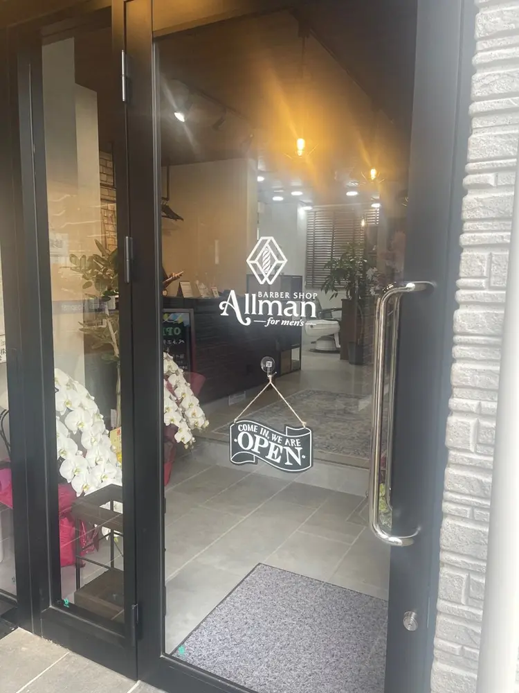 allman barbershopの内観・外観1