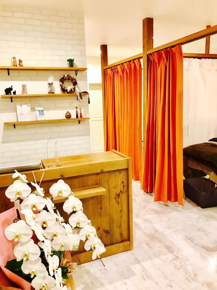 eyelash salon LOLOMAの内観・外観2