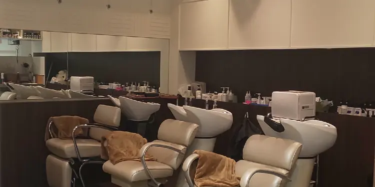 reil HAIR DESIGN　レイルヘアーデザインの内観・外観3