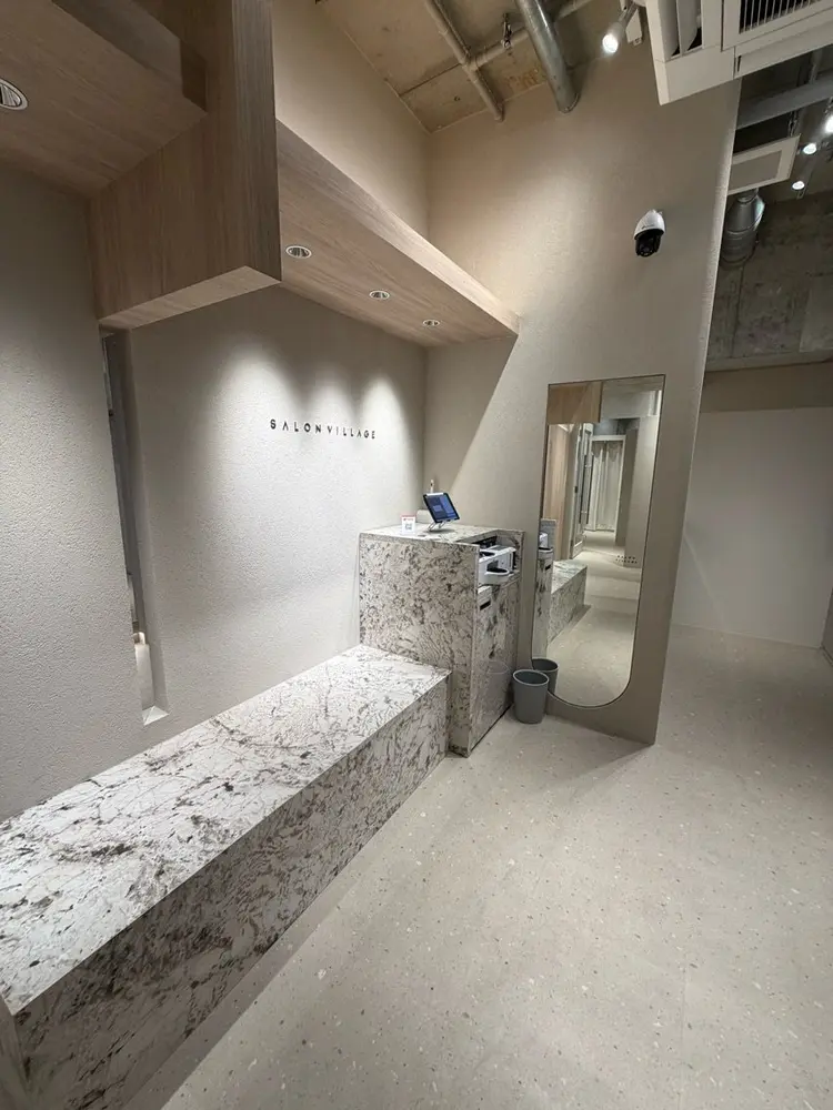 SALON VILLAGE Ikebukuroの内観・外観1