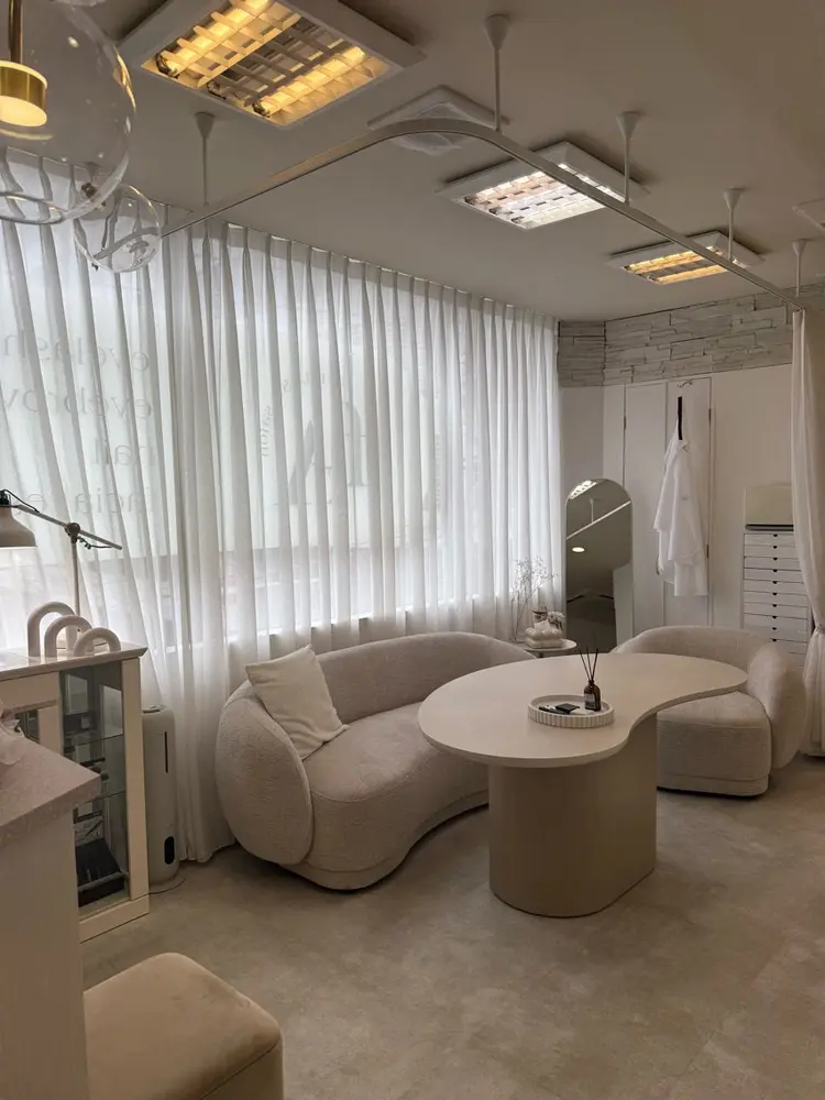 EYE LASH salon fA【フア】の内観・外観2