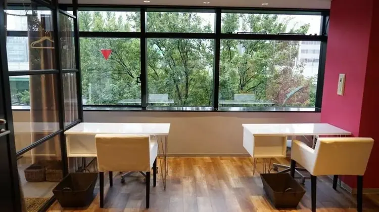 nailsalon ROSAの内観・外観1