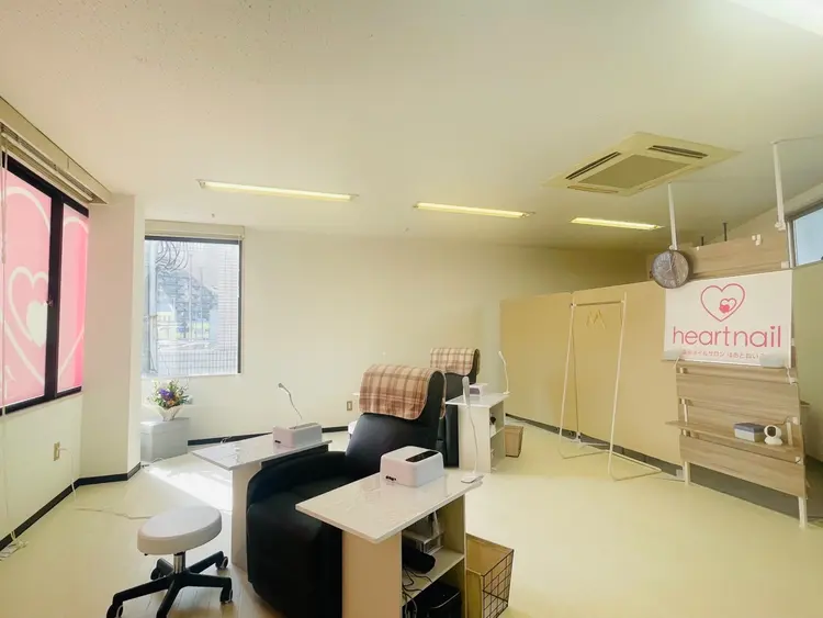 ibelu  梅田店の内観・外観2