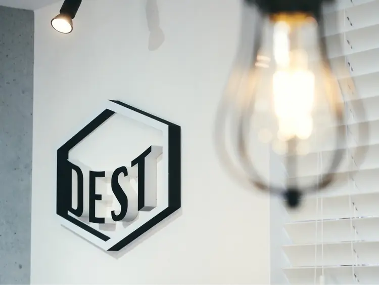 DESTの内観・外観2
