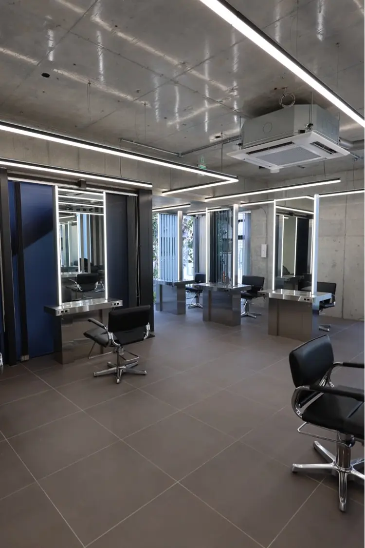 Qin shaire salon 原宿店の内観・外観1