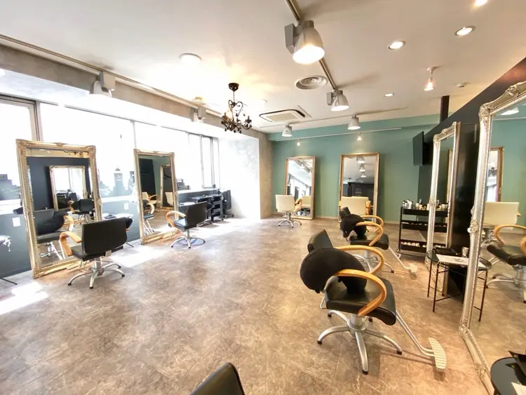 salon OROの内観・外観1