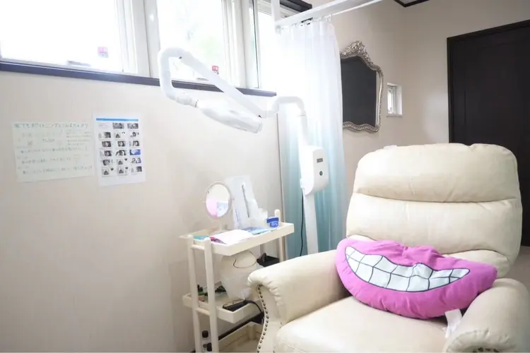 Whitening Salon Brilliant京都店の内観・外観1