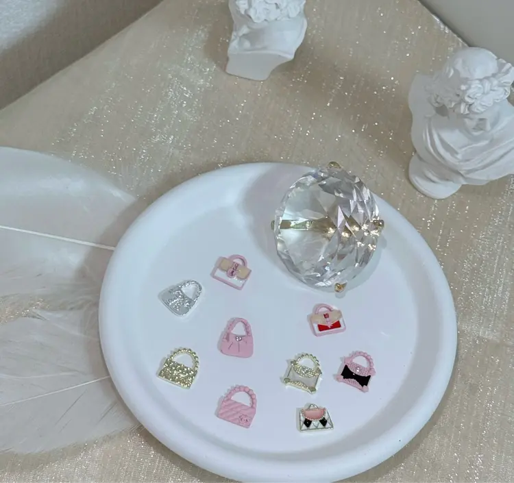 YooLi Nail salonの内観・外観2
