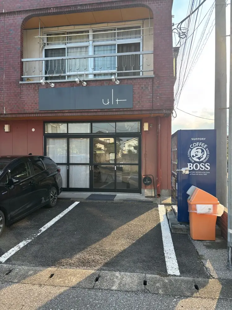 ultの内観・外観1