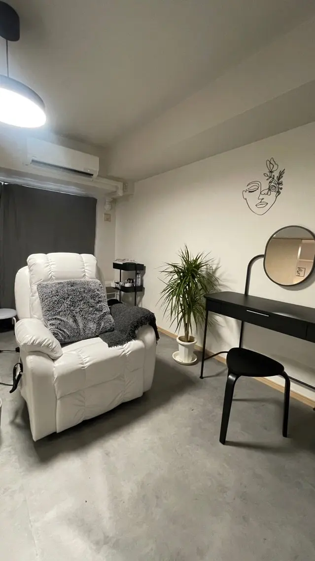 Nail&Eyelash 93の内観・外観2