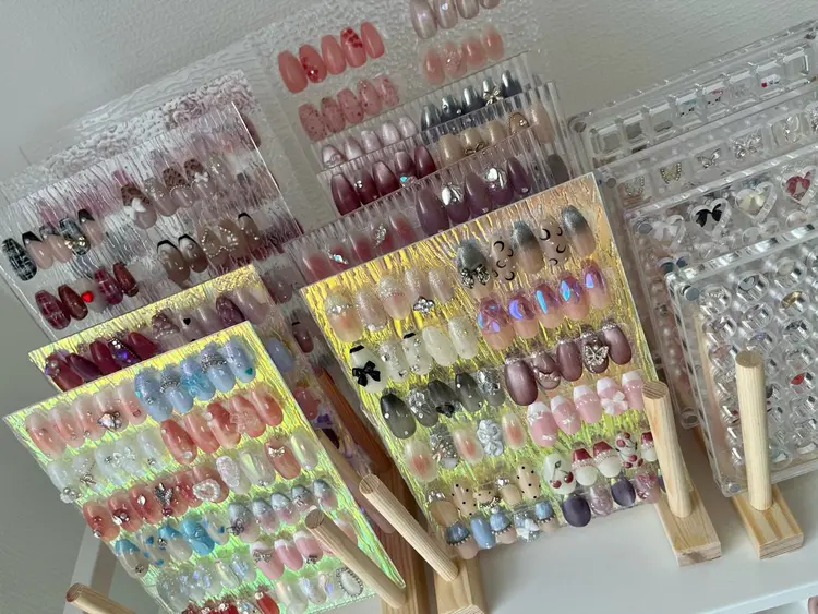 e’s nailの内観・外観2