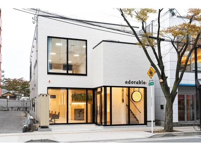 adorableけやき通り店の内観・外観1