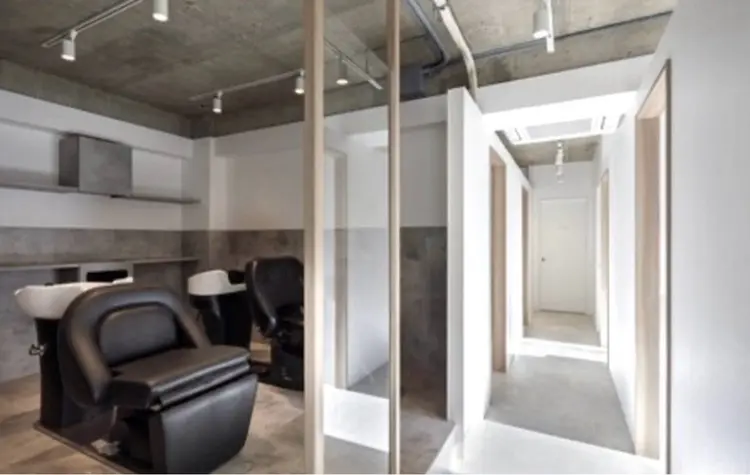 Rr SALON MEIEKI ANNEXの内観・外観1